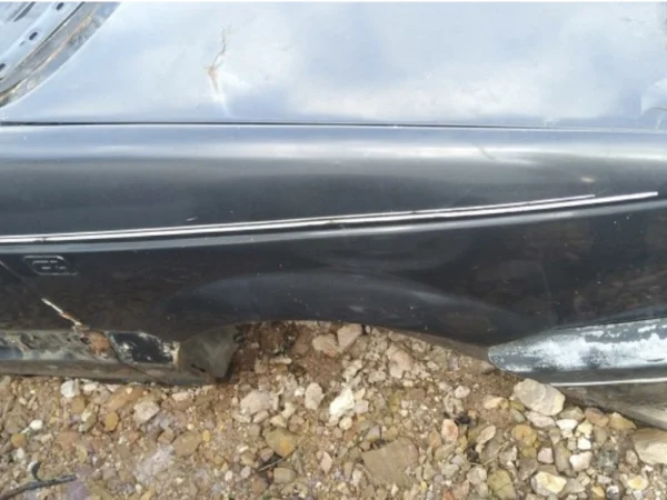 Volkswagen Passat B3 Sağ Çamurluk