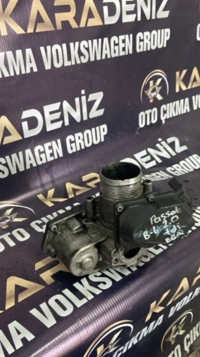 Volkswagen Passat B6 2.0 TDI Gaz Kelebeği Parça