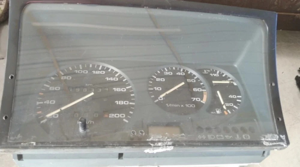 Volkswagen Polo-Golf 2 Kilometre Saati