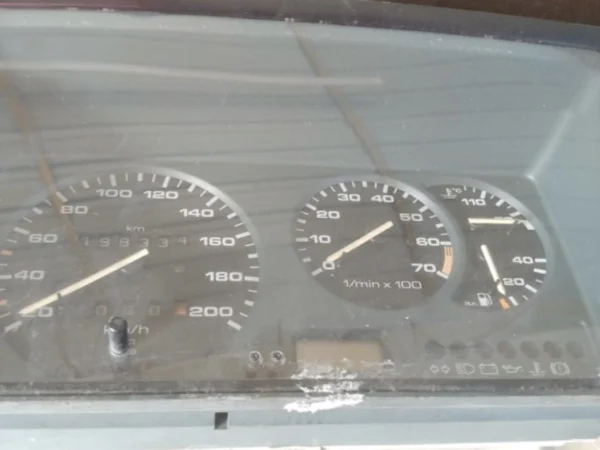 Volkswagen Polo-Golf 2 Kilometre Saati