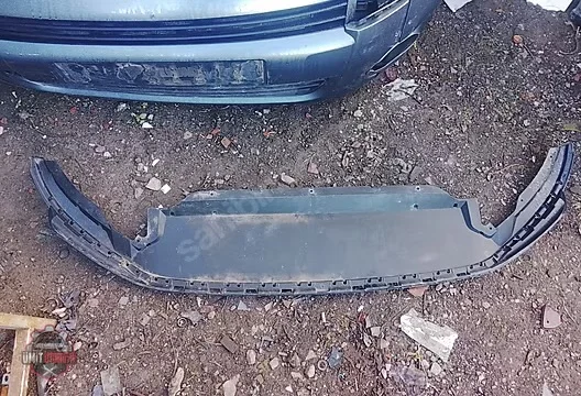 Volkswagen Polo Ön Tampon Alt Muhafaza Çıkma Orijinal