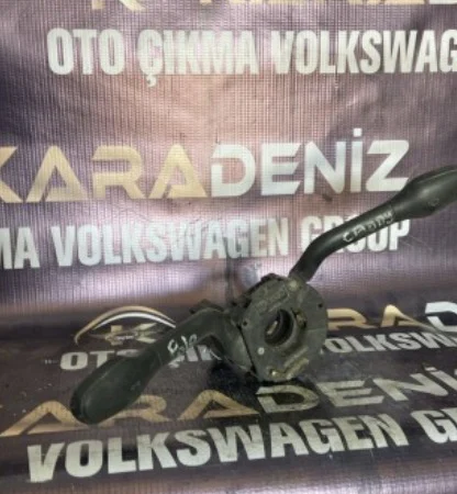 Volkswagen Polo Sinyal Silecek Kolu Parça