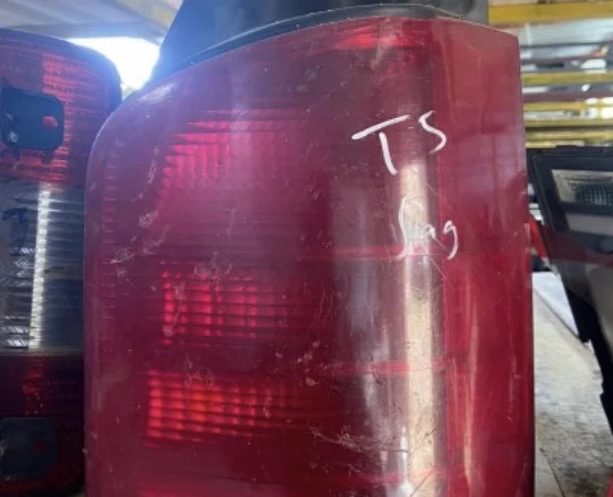 Volkswagen T5 Sağ Stop Parça