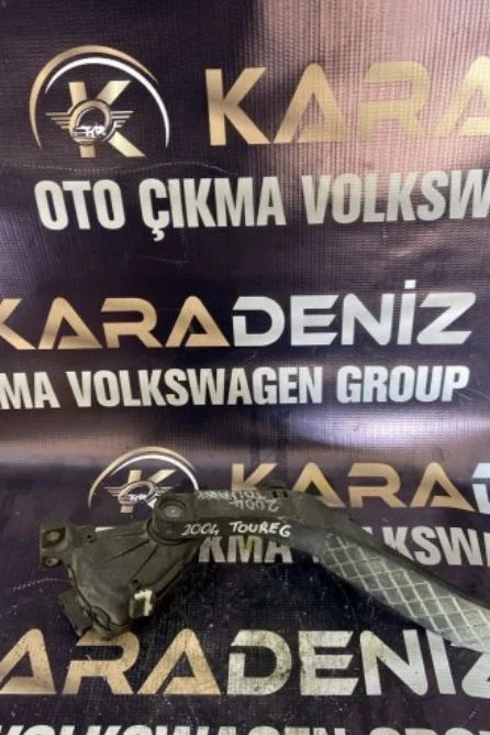 Volkswagen Toureg 2004 Gaz Pedalı Parça