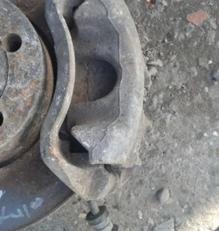 Volkswagen Transporter T4 Sol Ön Fren Kaliperi Parça
