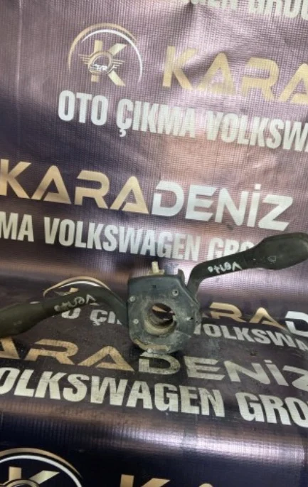 Volkswagen Vento Sinyal Silecek Kolu Parça