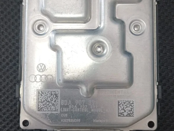 80A907399A Audi A4 / S4 / RS4 (B9 / 8W): 2016 – 2020