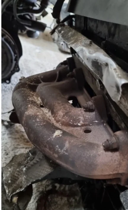 Audi A3 1.6 Egzoz Manifoldu