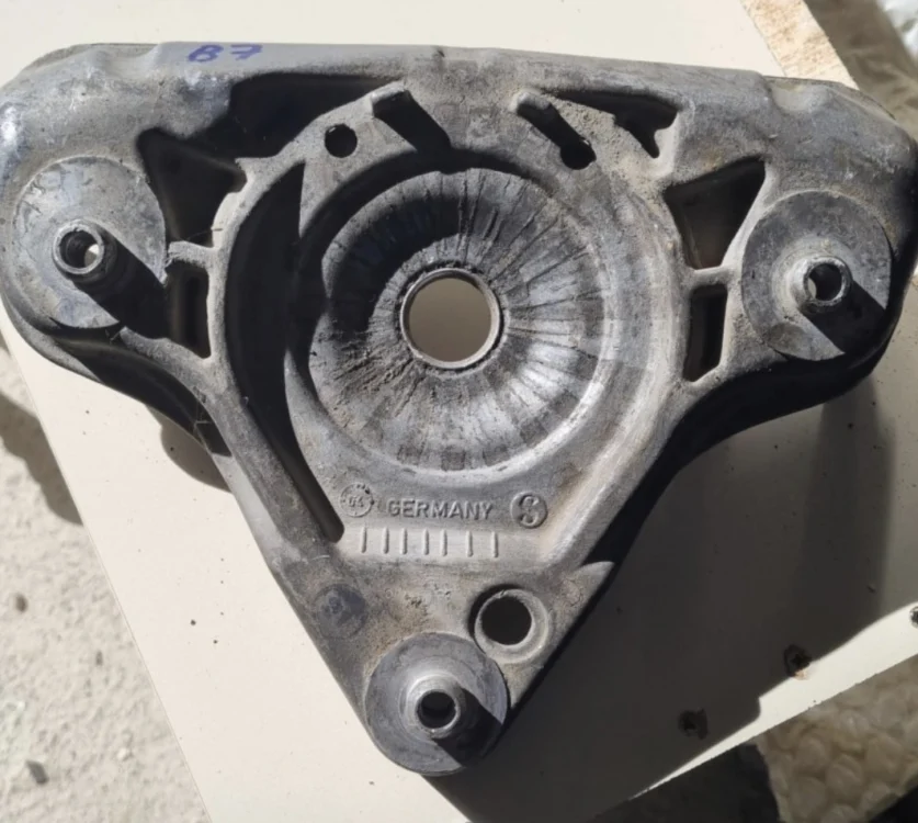 Audi A4 B6 B7 Amortisör Kütüğü