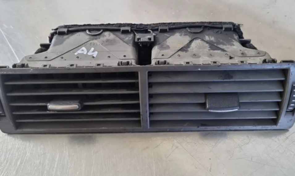 Audi A4 B6 Hava Izgarası