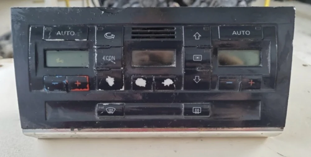Audi A4 Klima Kontrol Paneli