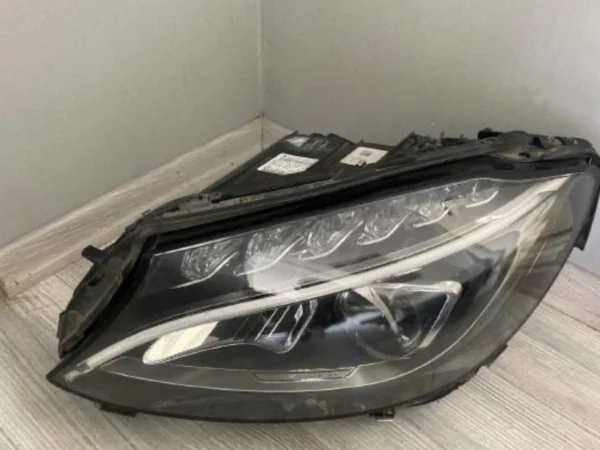 BMW 2 Serisi Parça Far