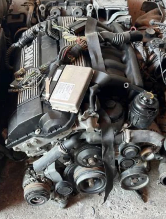 BMW E38 728i M52 B28 Komplu Dolu Motor