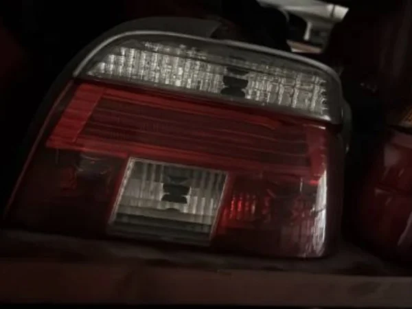 BMW E39 Komple Sağ Stop