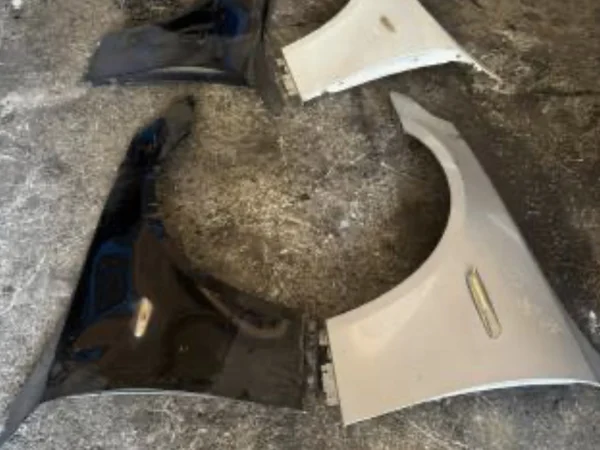 BMW E60 Orjinal Sağ Ön Çamurluk Sol Ön Çamurluk
