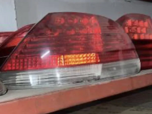 BMW E65 Çıkma Sağ Stop