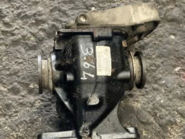 BMW E87 116i 118i Arka Defransiyel