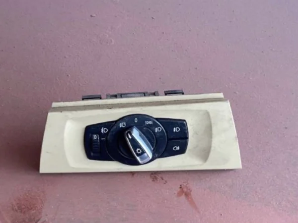 BMW X1 E84 Çıkma Orjinal Far Anahtarı
