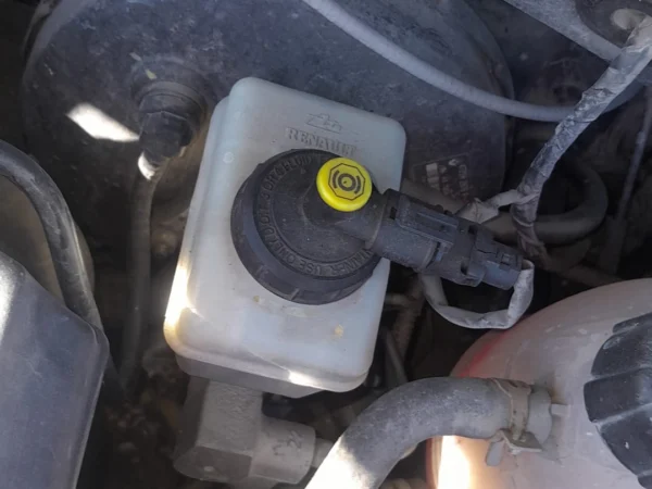 Dacia Duster Çıkma 1.6 Fren Vestanus Ve Sensörü