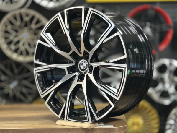 Expeto 20″ 8.5J 5×112 ET30 66.6 Siyah Polisajlı Jant Takımı