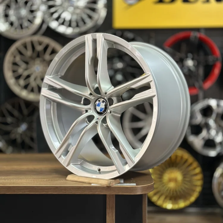 Kormetal 20″ 8.5J 5×120 ET33 72.6 Gümüş Jant Takımı