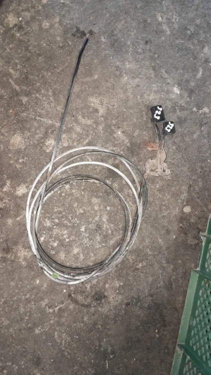 Mazda 323 Çıkma Bagaj Açma Kolu