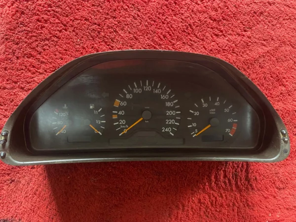Mercedes A 210 540 49 47 Km Gösterge Paneli