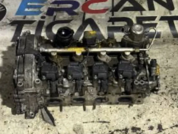 Mercedes W117 CLA 270 Motor Silindir Kapağı