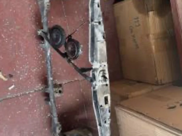 Mercedes W201 190E Ön Panel Far Yuva Sacı
