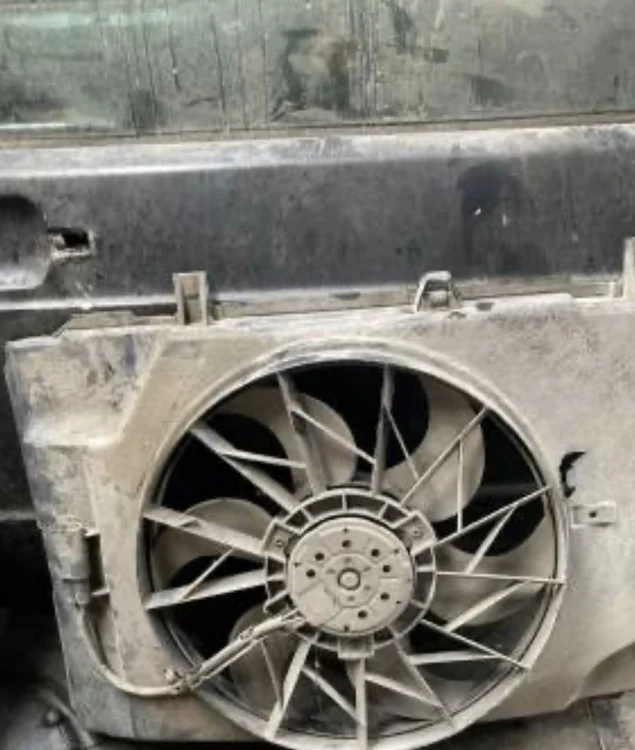 Mercedes W208 CLK Fan Motoru Fan Davlumbazı Seti