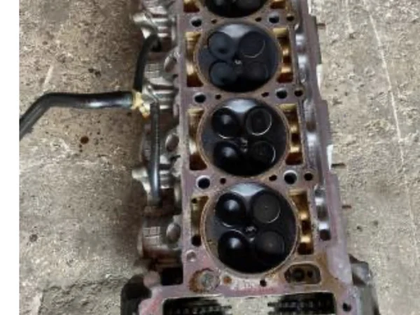 Mercedes W208 CLK200 M111 3301 Silindir Kapağı