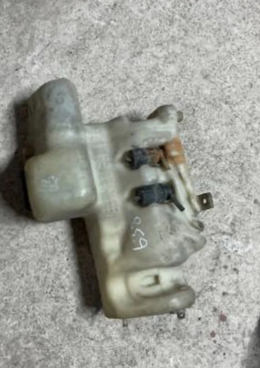 Mercedes W638 Vito Cam Su Deposu