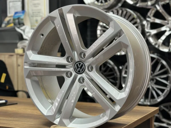 Powcan 19″ 8.5J 5×112 ET45 57.1 Gümüş Jant Takımı