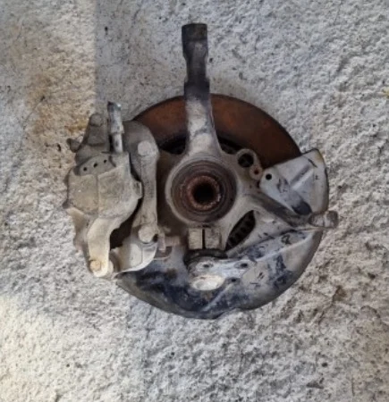 Seat Ibiza Sağ Ön Taşıyıcı