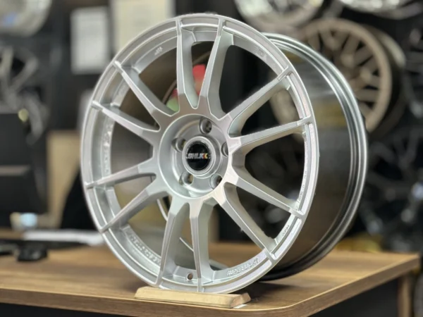 SHLK 18″ 8J 5×108 ET42 73.1 Gümüş Jant Takımı