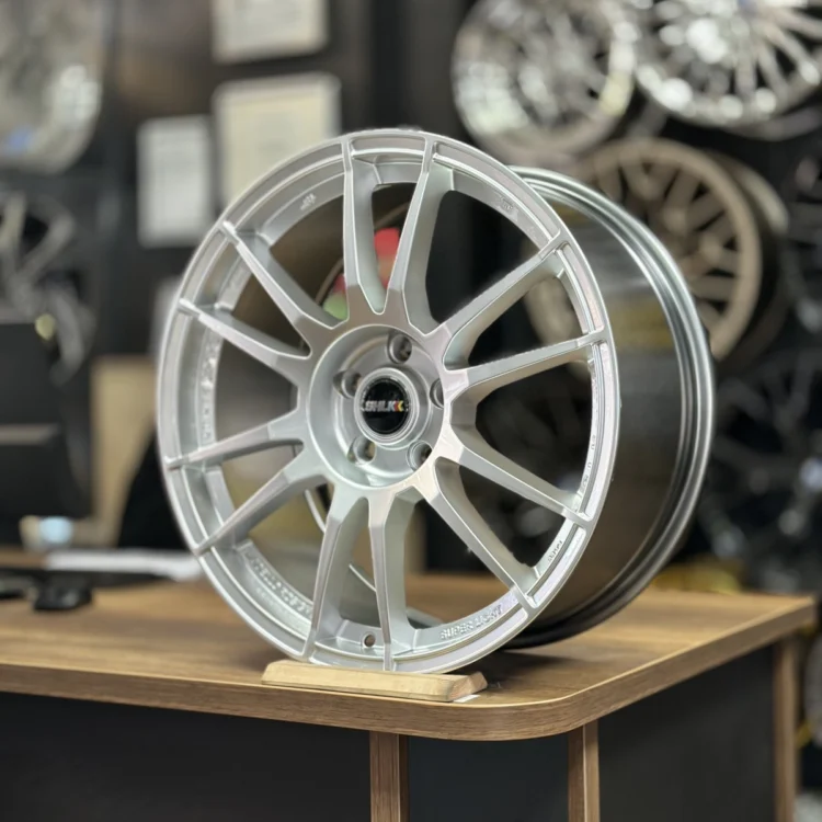 SHLK 18″ 8J 5×108 ET42 73.1 Gümüş Jant Takımı