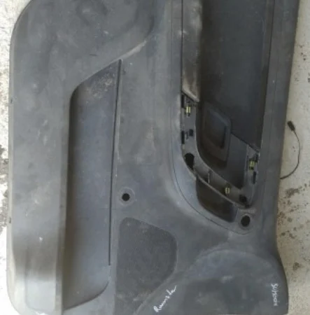 Skoda Roomster Sol Ön Kapı Döşemesi
