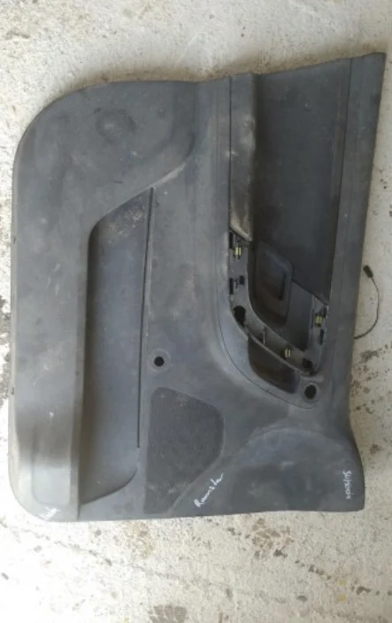 Skoda Roomster Sol Ön Kapı Döşemesi