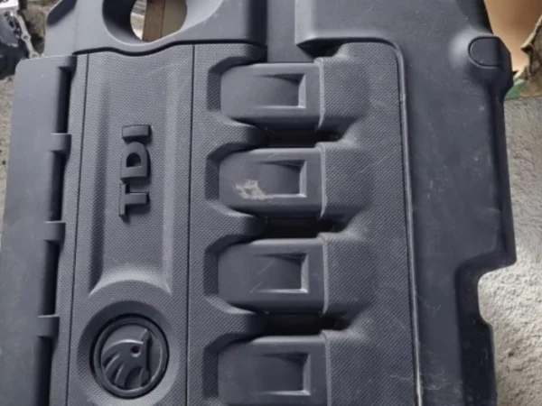 Skoda Superb Octavia TDI Motor Üst Koruma Kapağı
