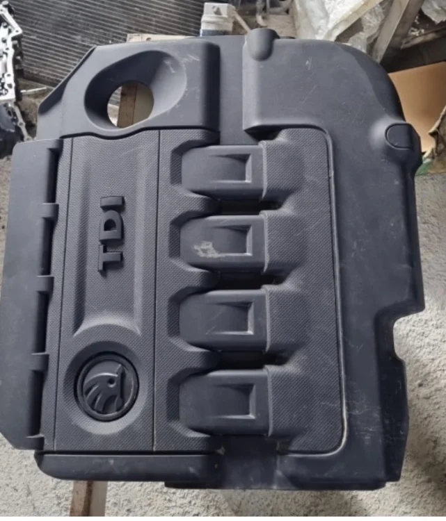 Skoda Superb Octavia TDI Motor Üst Koruma Kapağı