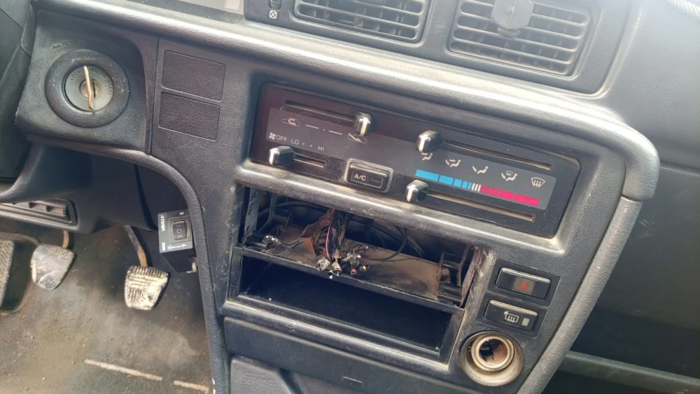 Toyota Corono Çıkma Klima Kontrol Paneli