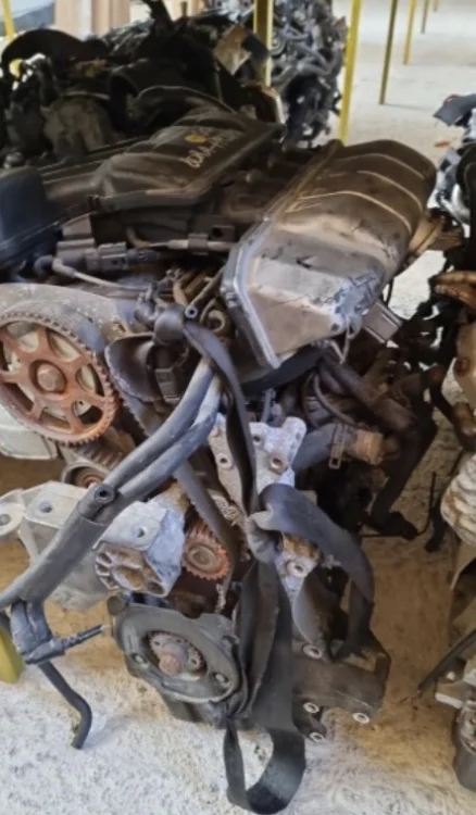 Volkswagen Bora 1.6 Benzin Fdg Komple Motor