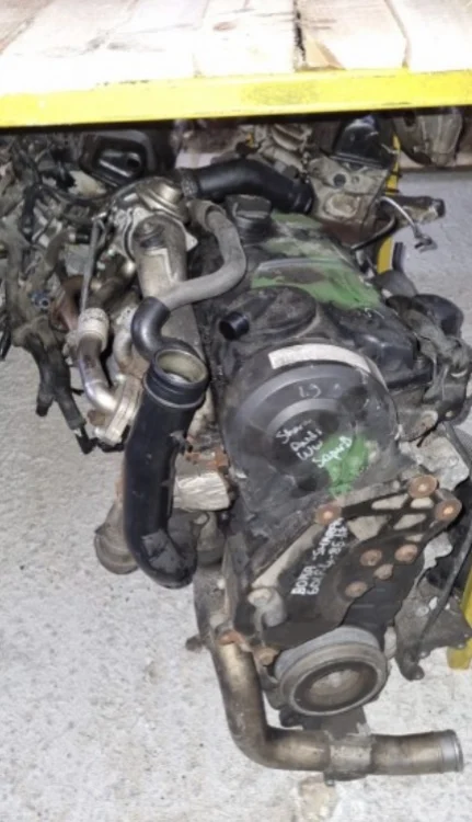 Volkswagen Bora 1.9 Auy Komple Motor
