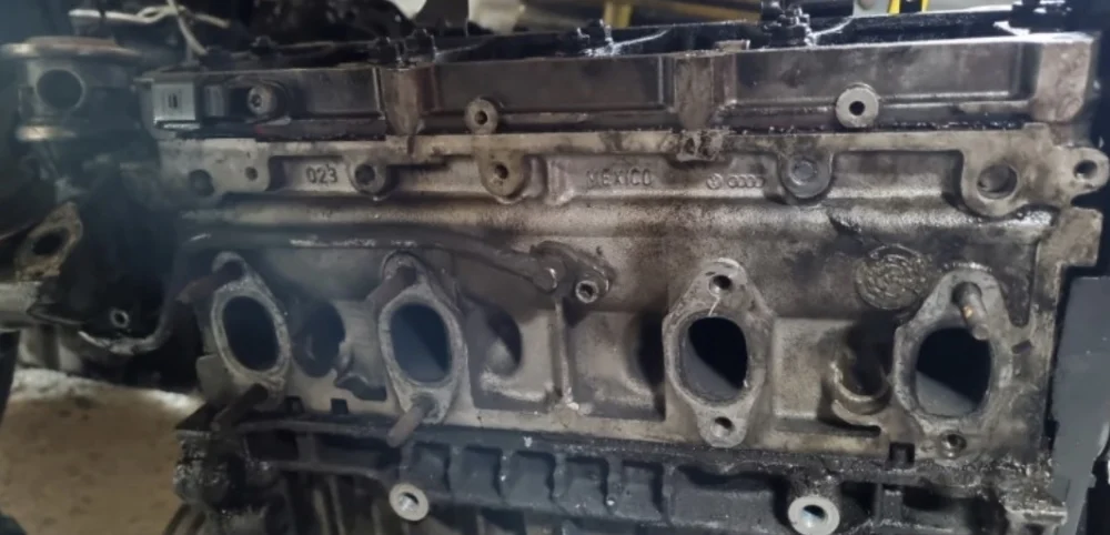 Volkswagen Golf 1.6 Silindir Kapağı