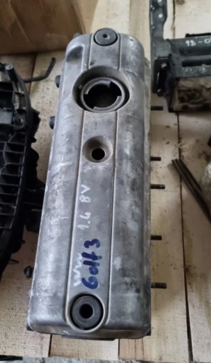 Volkswagen Golf 3 1.4 8v Külbütör Kapağı