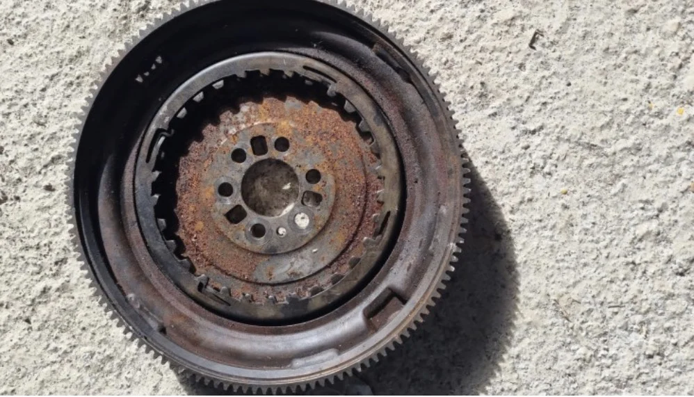 Volkswagen Golf 7 İleri Otomatik 1.6 TDI Volant