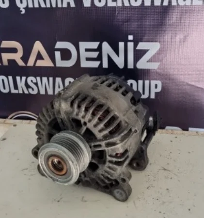 Volkswagen Passat 2.0 Şarj Dinamosu