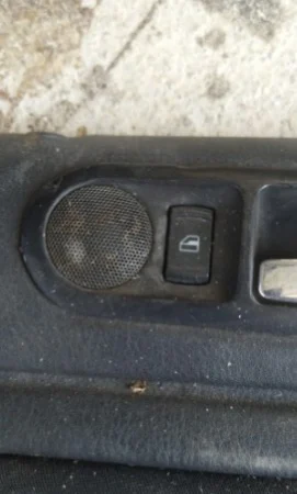 Volkswagen Passat Sağ Arka Cam Açma