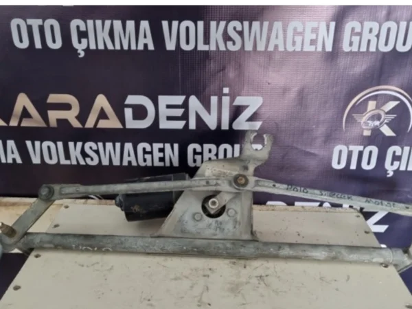 Volkswagen Polo 96-99 Silecek Motoru