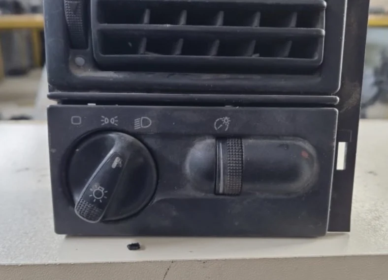 Volkswagen Transporter t4 Far Kontrol Düğmesi, Far Anahtarı